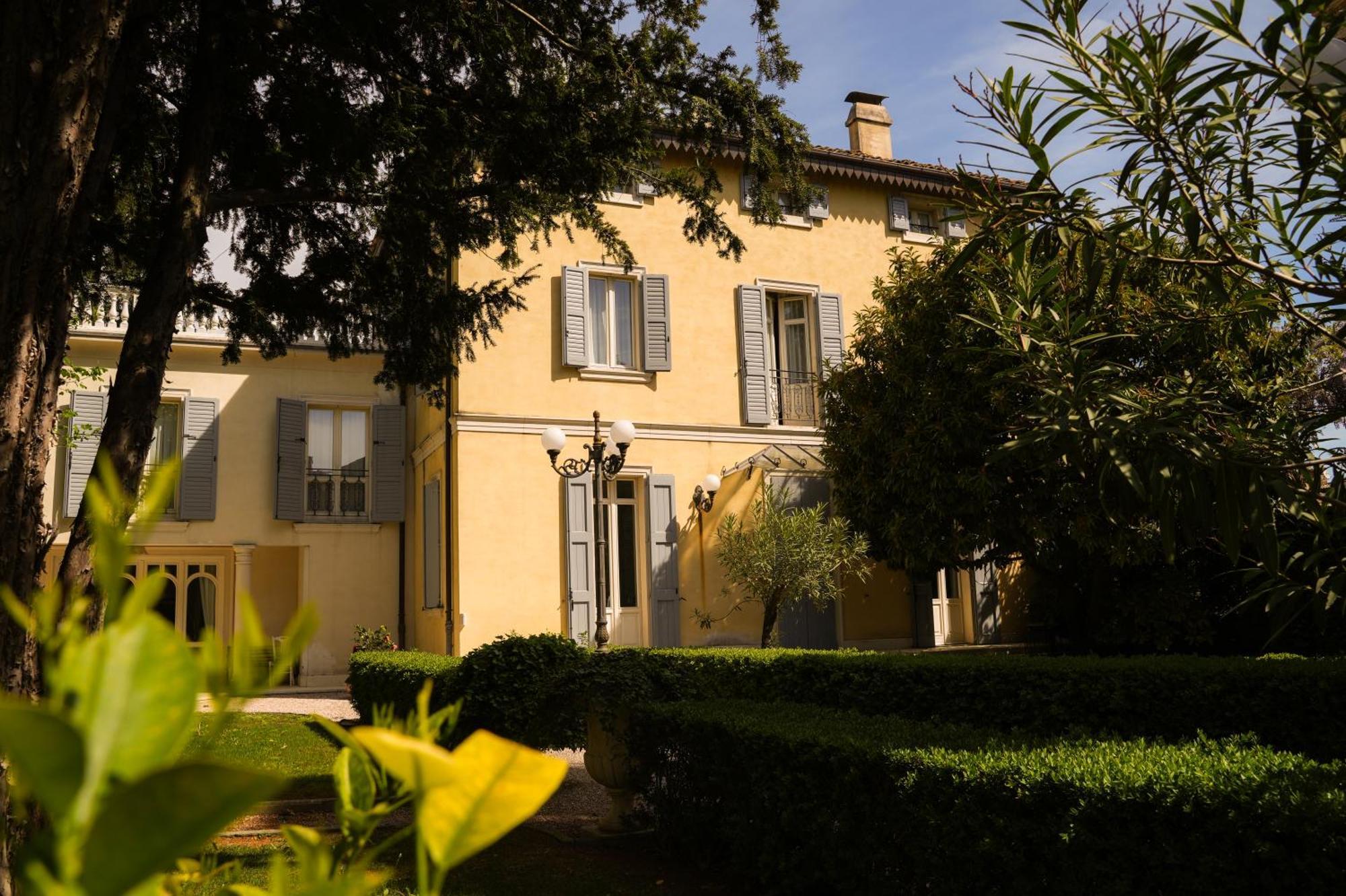 Villa Messori Spa Кастельветро-ди-Модена Экстерьер фото