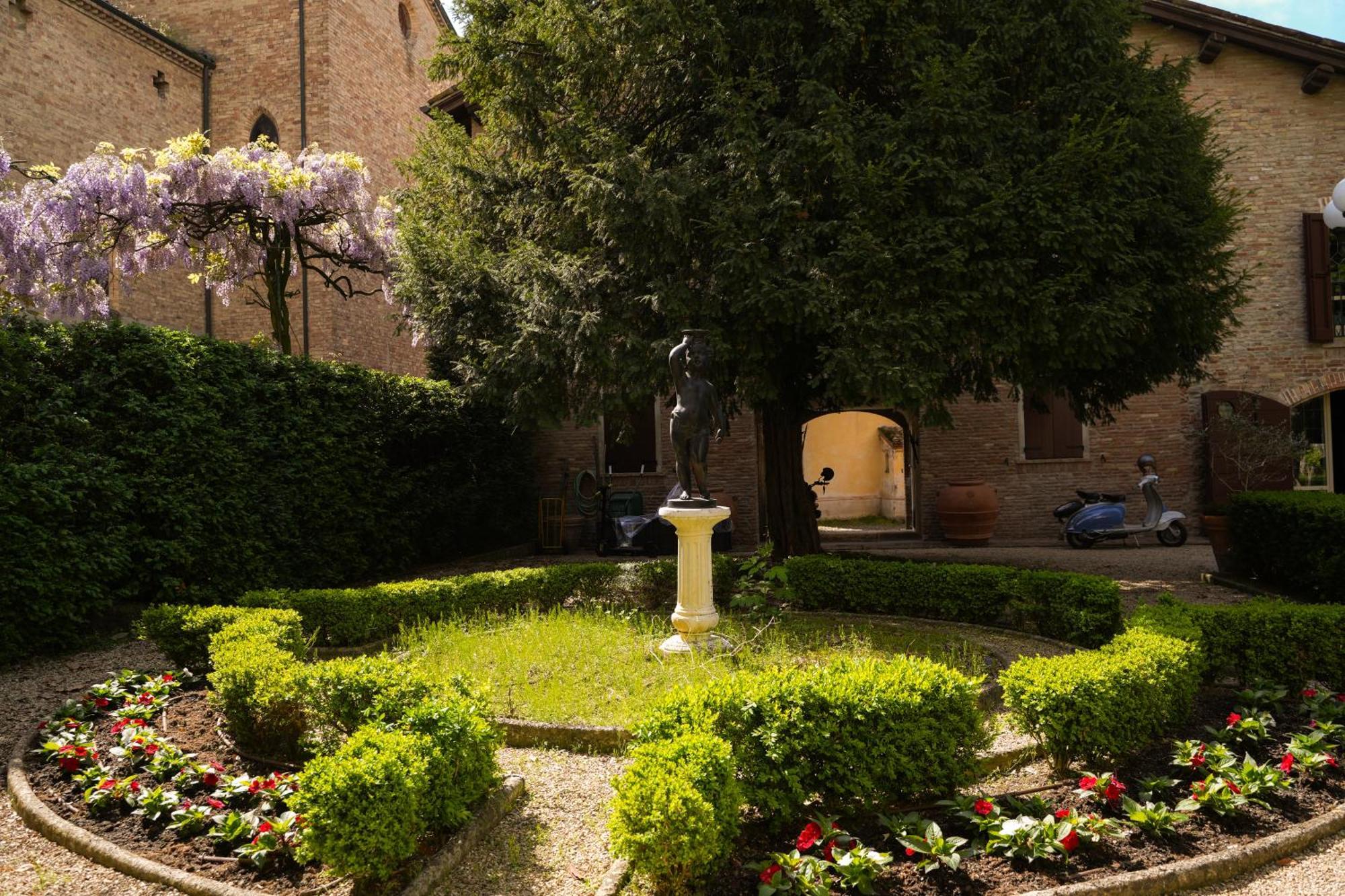 Villa Messori Spa Кастельветро-ди-Модена Экстерьер фото